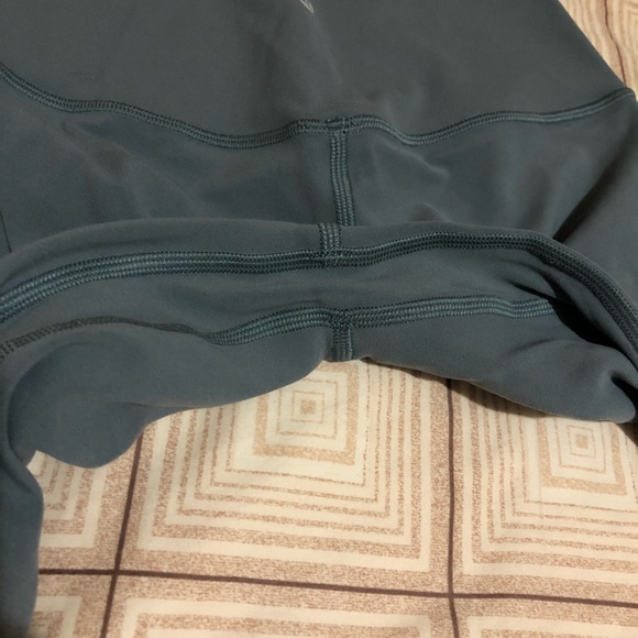 SOLD‼️Lululemon Align 4 28” STEAM BLUE - Picture 4 of 6